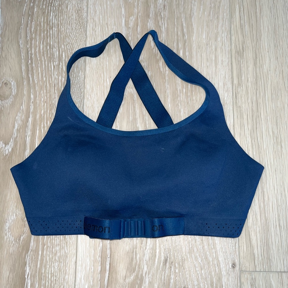 Lululemon Adapt the Strap Sports Bra Size 6